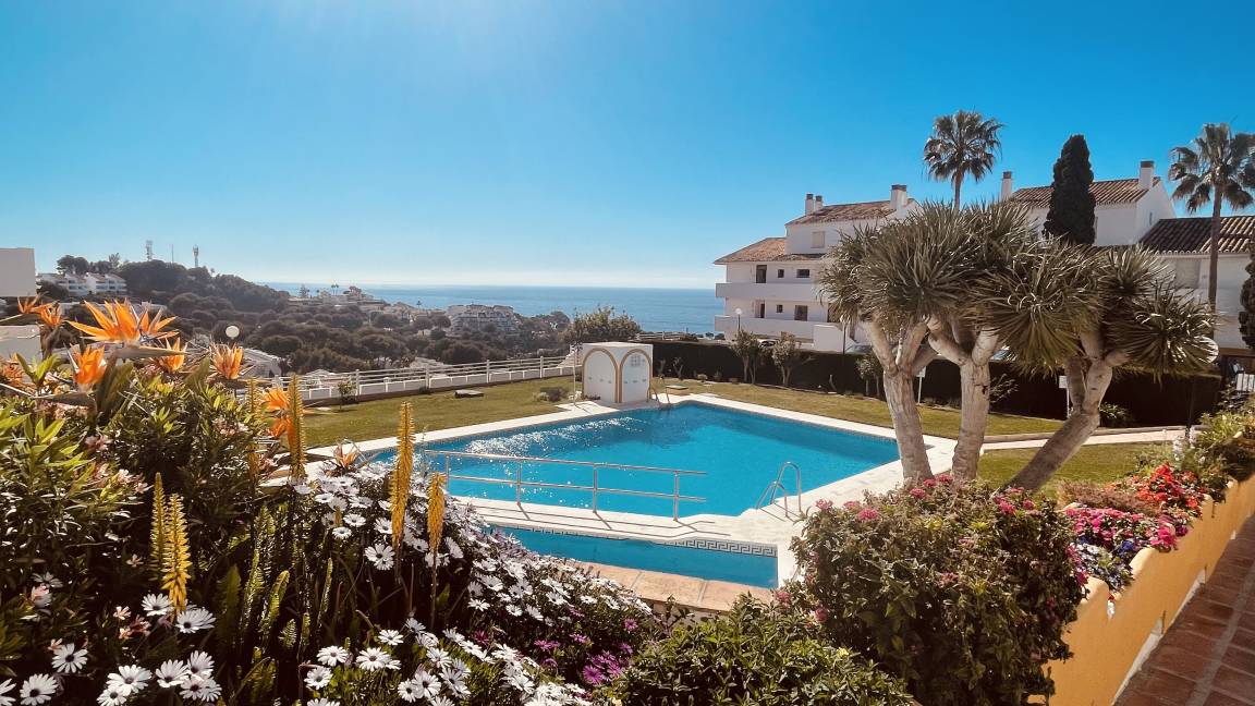 89 M² Apartamento ∙ 2 Habitaciones ∙ 4 Huéspedes - Calahonda