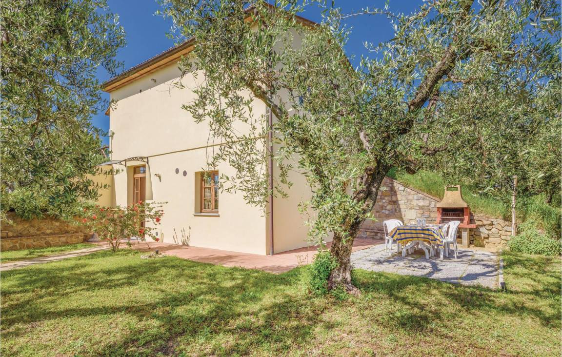 50 M² Apartamento ∙ 1 Habitación ∙ 2 Huéspedes - Provincia de Pistoia