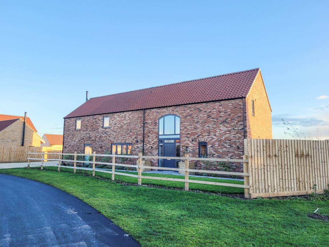 Cottage ∙ 5 Bedrooms ∙ 10 Guests - Lincoln