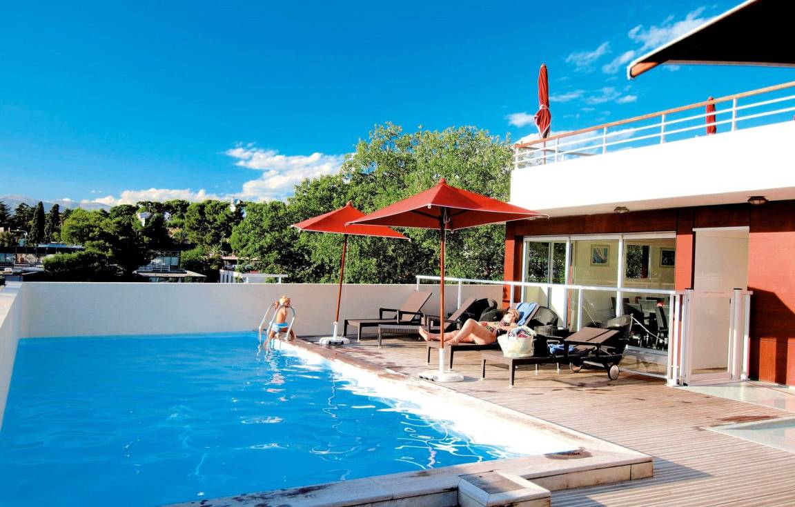 44 M² Apartamento ∙ 2 Habitaciones ∙ 6 Huéspedes - Antibes