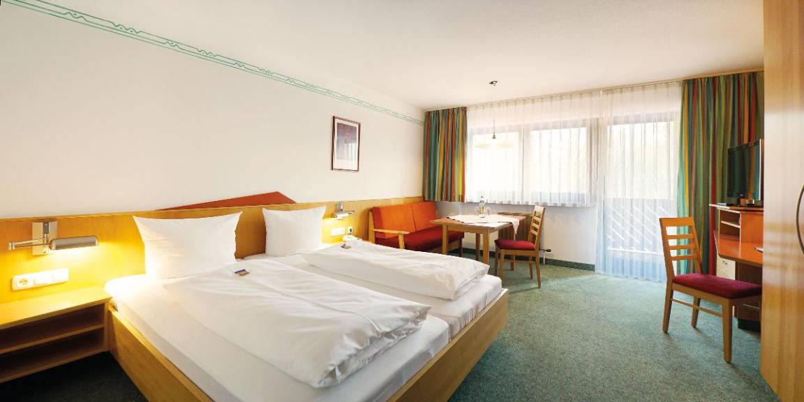 26 M² Ferienwohnung ∙ 1 Schlafzimmer ∙ 2 Gäste - Bad Füssing