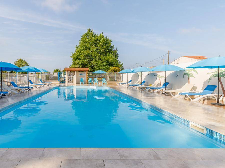 30 M² Caravan ∙ 2 Bedrooms ∙ 4 Guests - Île de Ré