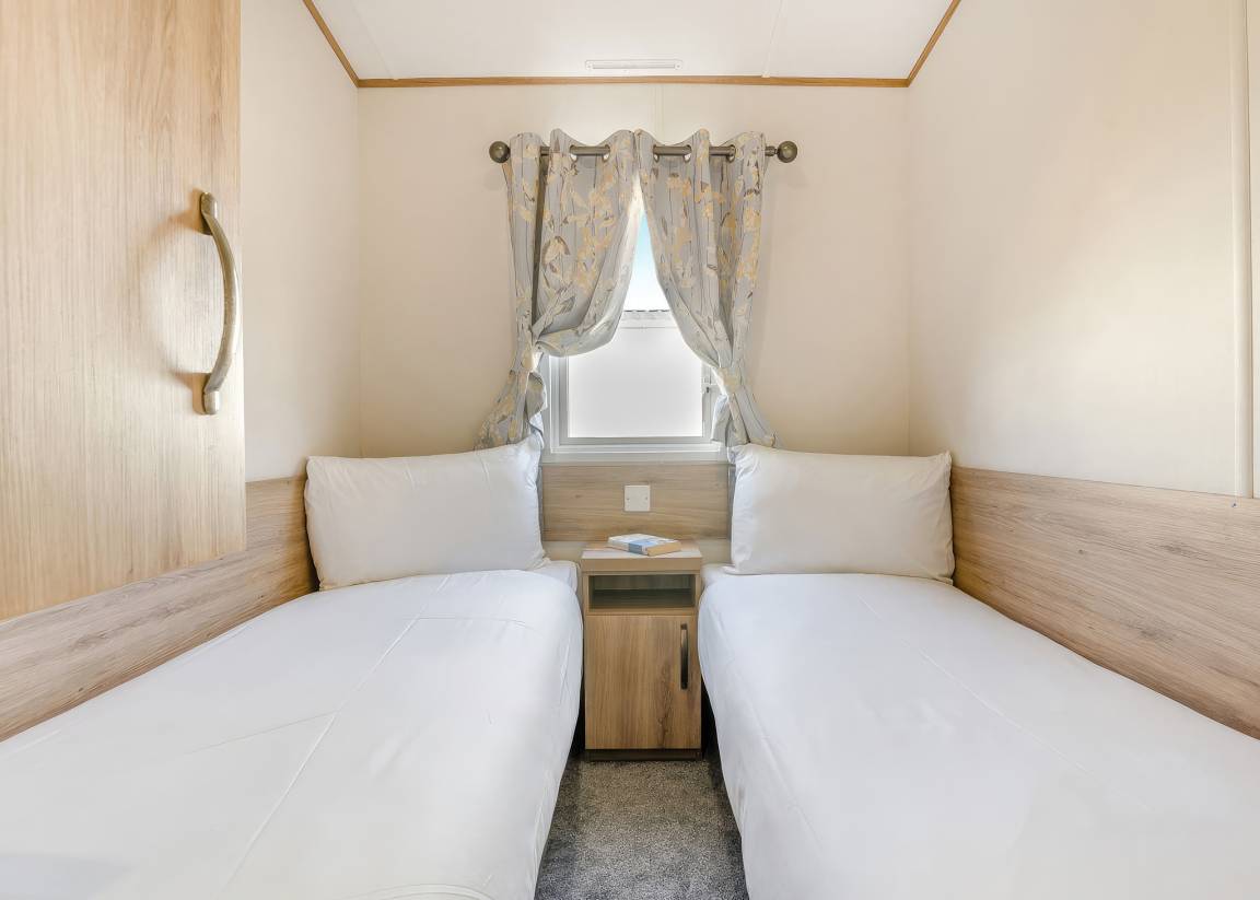 Caravan ∙ 3 Bedrooms ∙ 8 Guests - Kent
