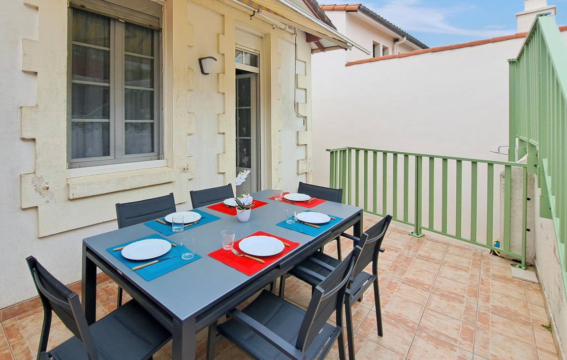 90 M² House ∙ 3 Bedrooms ∙ 6 Guests - Royan