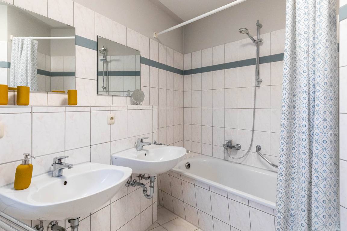80 m² Ferienhaus ∙ 1 Schlafzimmer ∙ 6 Gäste – Bild 11