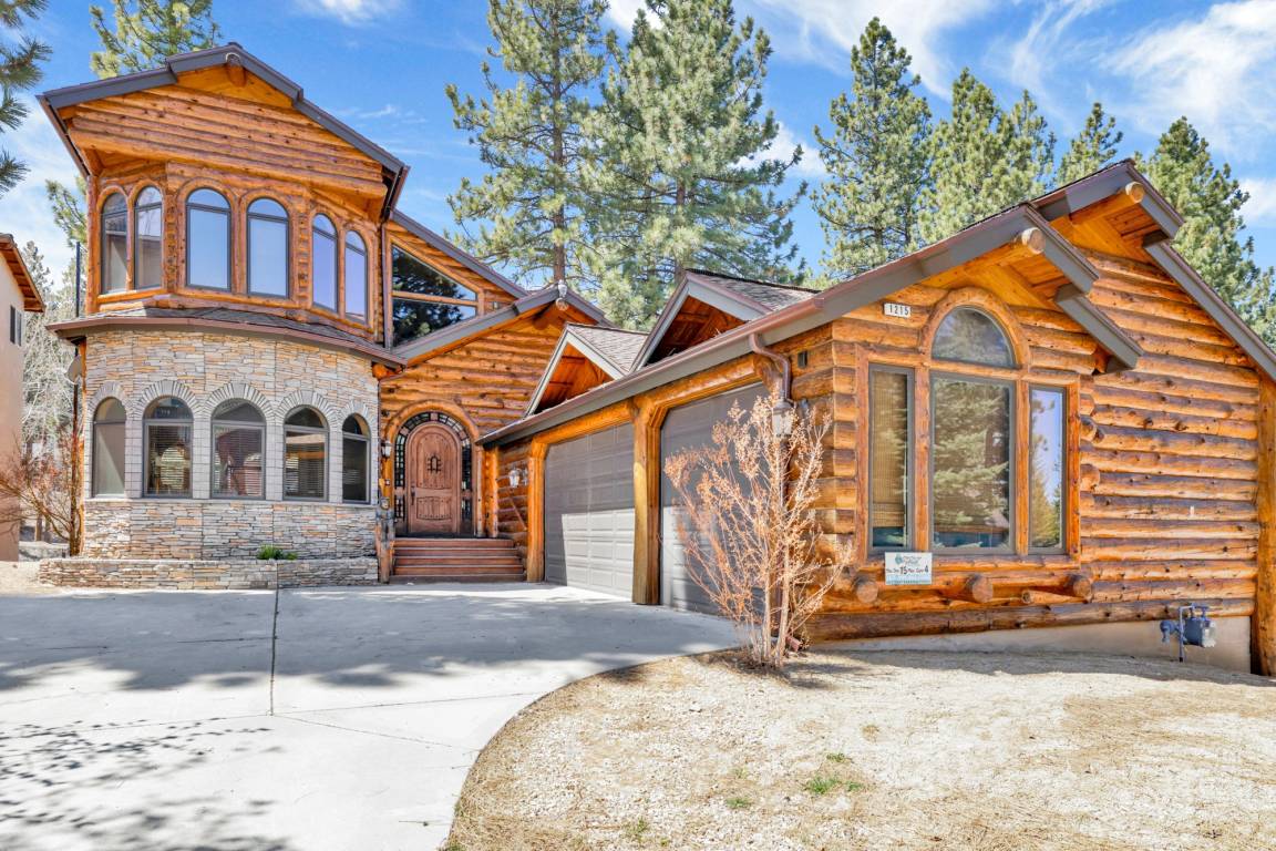 256 M² Cabaña ∙ 4 Habitaciones ∙ 15 Huéspedes - Big Bear Lake, CA