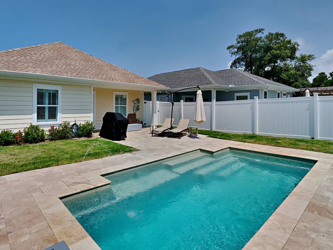 120 M² House ∙ 3 Bedrooms ∙ 9 Guests - Rosemary Beach, FL