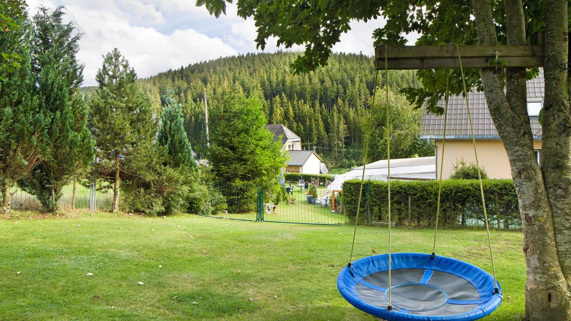 30 M² Ferienwohnung ∙ 1 Schlafzimmer ∙ 2 Gäste - Titisee-Neustadt