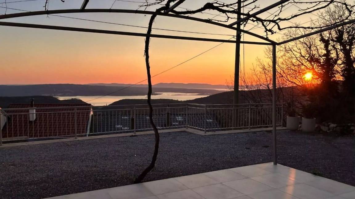 100 M² Ferienhaus ∙ 2 Schlafzimmer ∙ 6 Gäste - Selce