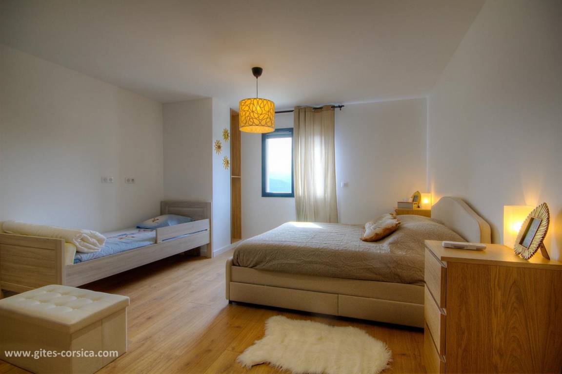 130 m² Gîte ∙ 3 Schlafzimmer ∙ 6 Gäste – Bild 11