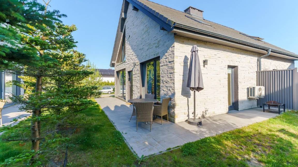 75 M² Ferienhaus ∙ 2 Schlafzimmer ∙ 8 Gäste - Grzybowo
