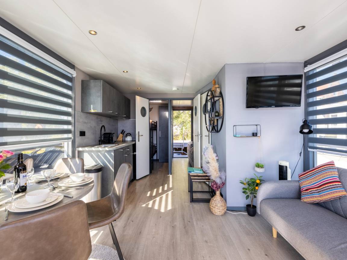 30 m² Hausboot ∙ 2 Schlafzimmer ∙ 4 Gäste – Bild 9