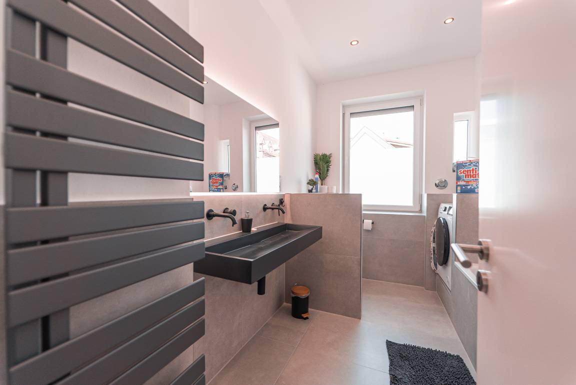 90 m² Ferienwohnung ∙ 3 Schlafzimmer ∙ 8 Gäste – Bild 15