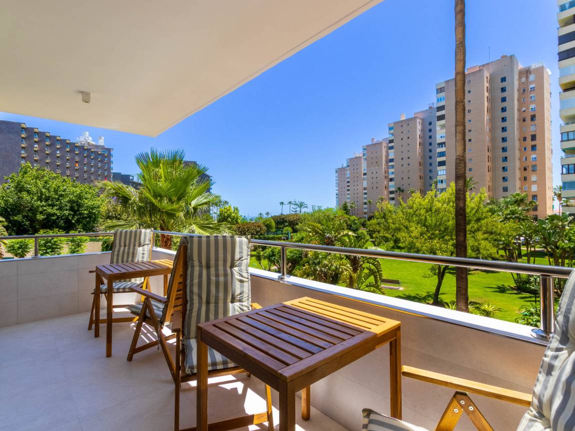 105 M² Apartamento ∙ 2 Habitaciones ∙ 8 Huéspedes - Torremolinos