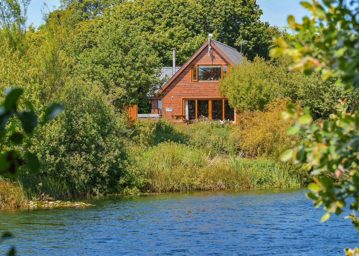 Chalet ∙ 1 Bedroom ∙ 2 Guests - Wales