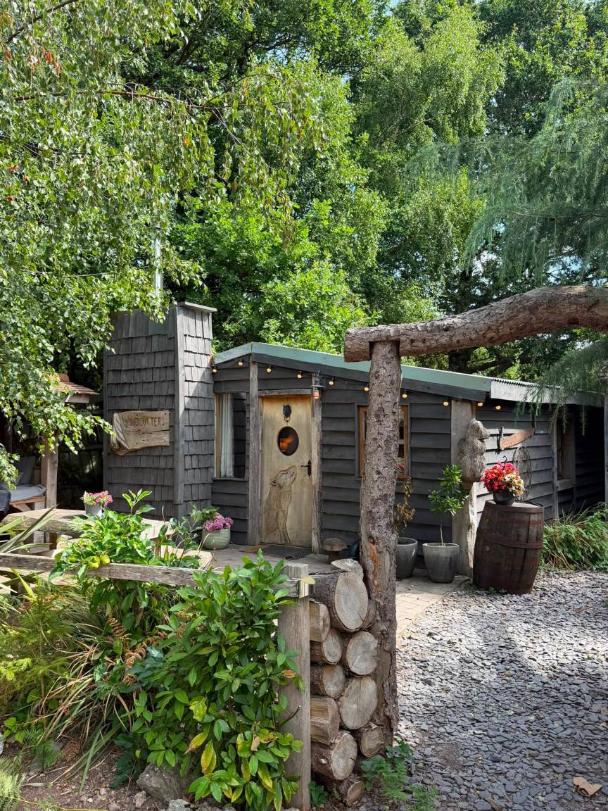 75 M² Ferienhaus ∙ 2 Schlafzimmer ∙ 4 Gäste - Birmingham