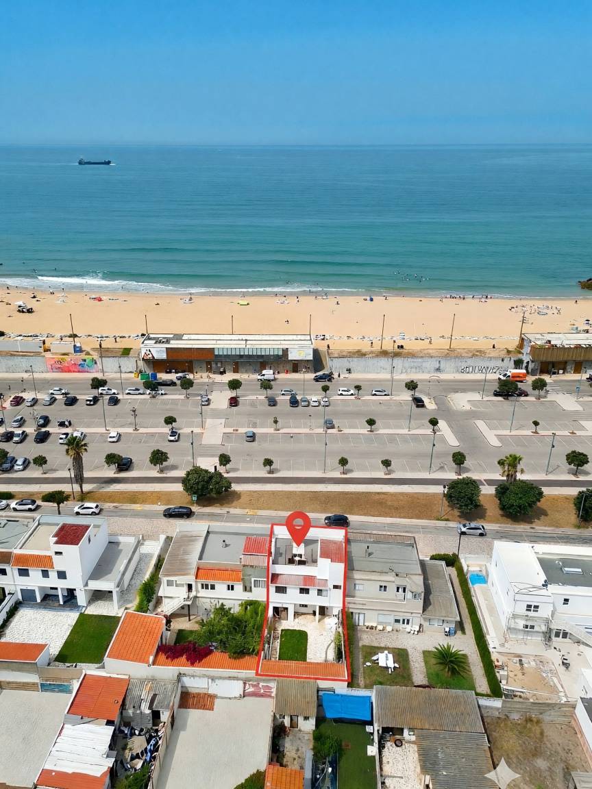 150 M² House ∙ 5 Bedrooms ∙ 13 Guests - Costa da Caparica