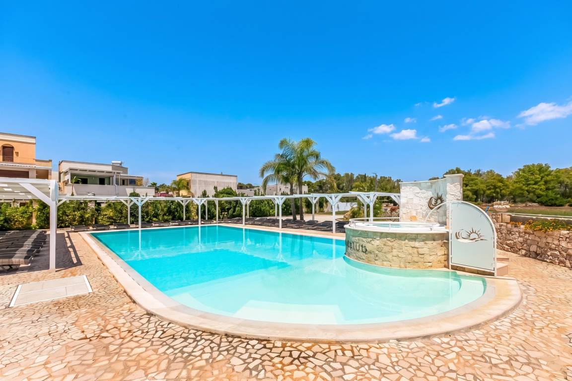 70 M² Apartment ∙ 1 Bedroom ∙ 4 Guests - Torre Lapillo