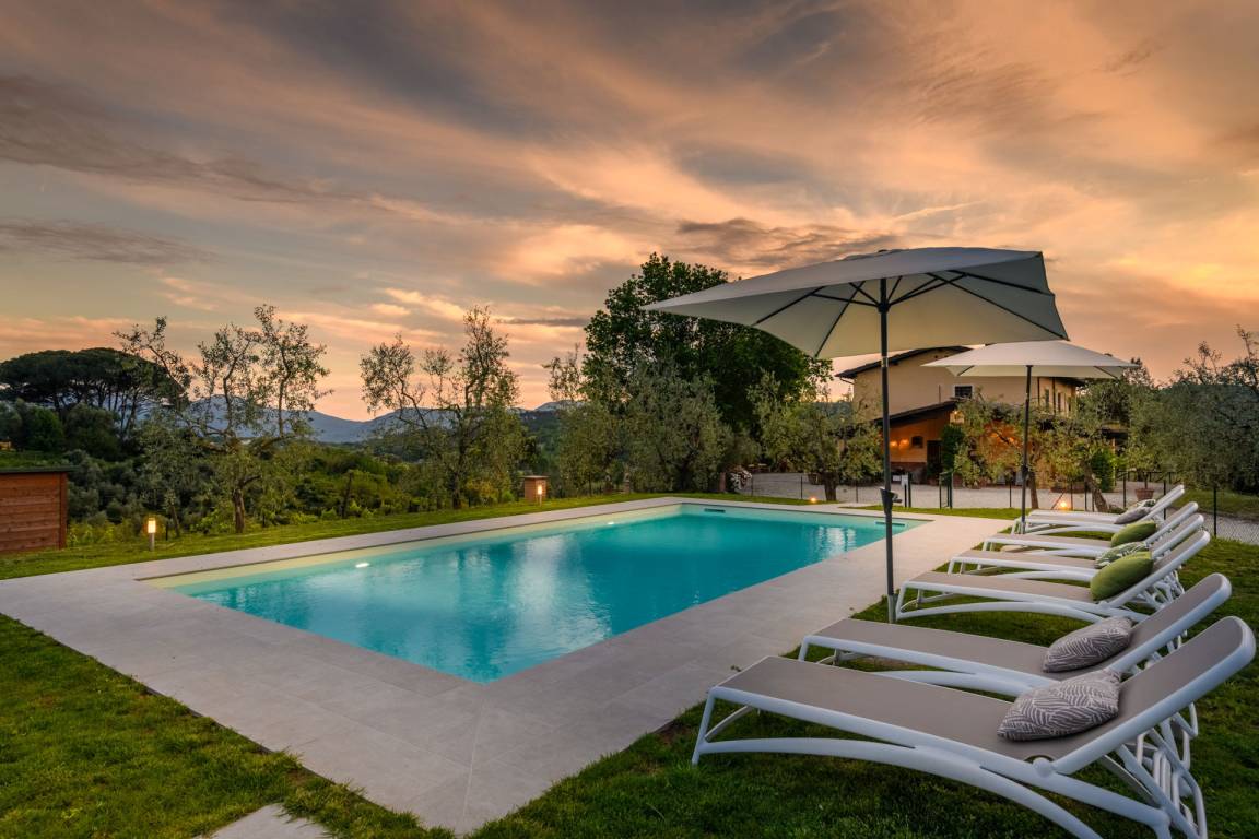 370 M² Villa Vacanza ∙ 5 Camere Da Letto ∙ 10 Ospiti - Lucca