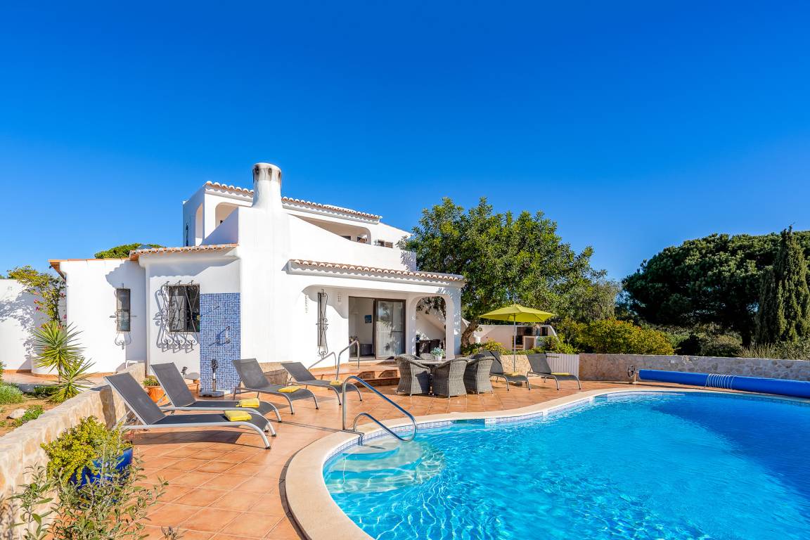 199 M² Villa ∙ 4 Bedrooms ∙ 8 Guests - Armação de Pêra