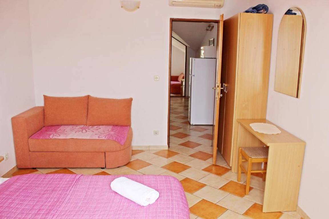 70 M² Apartment ∙ 2 Bedrooms ∙ 6 Guests - Podaca