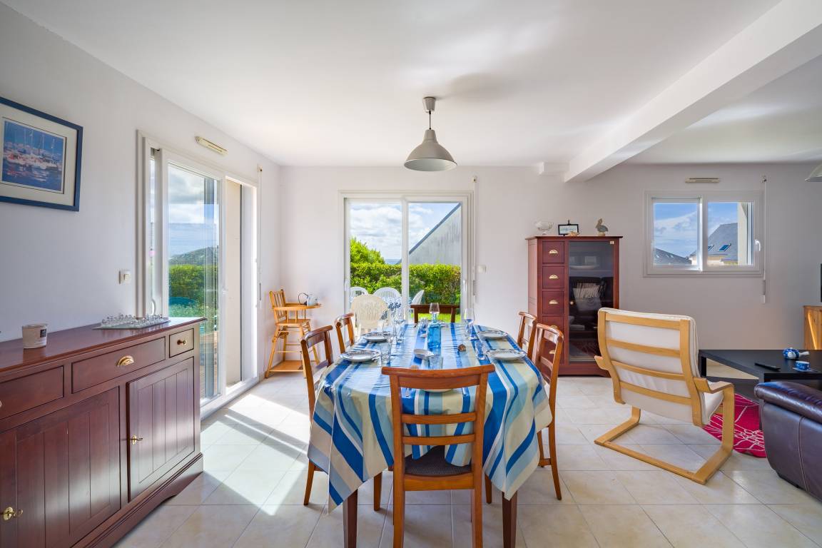 85 M² Ferienhaus ∙ 3 Schlafzimmer ∙ 6 Gäste - Plomodiern