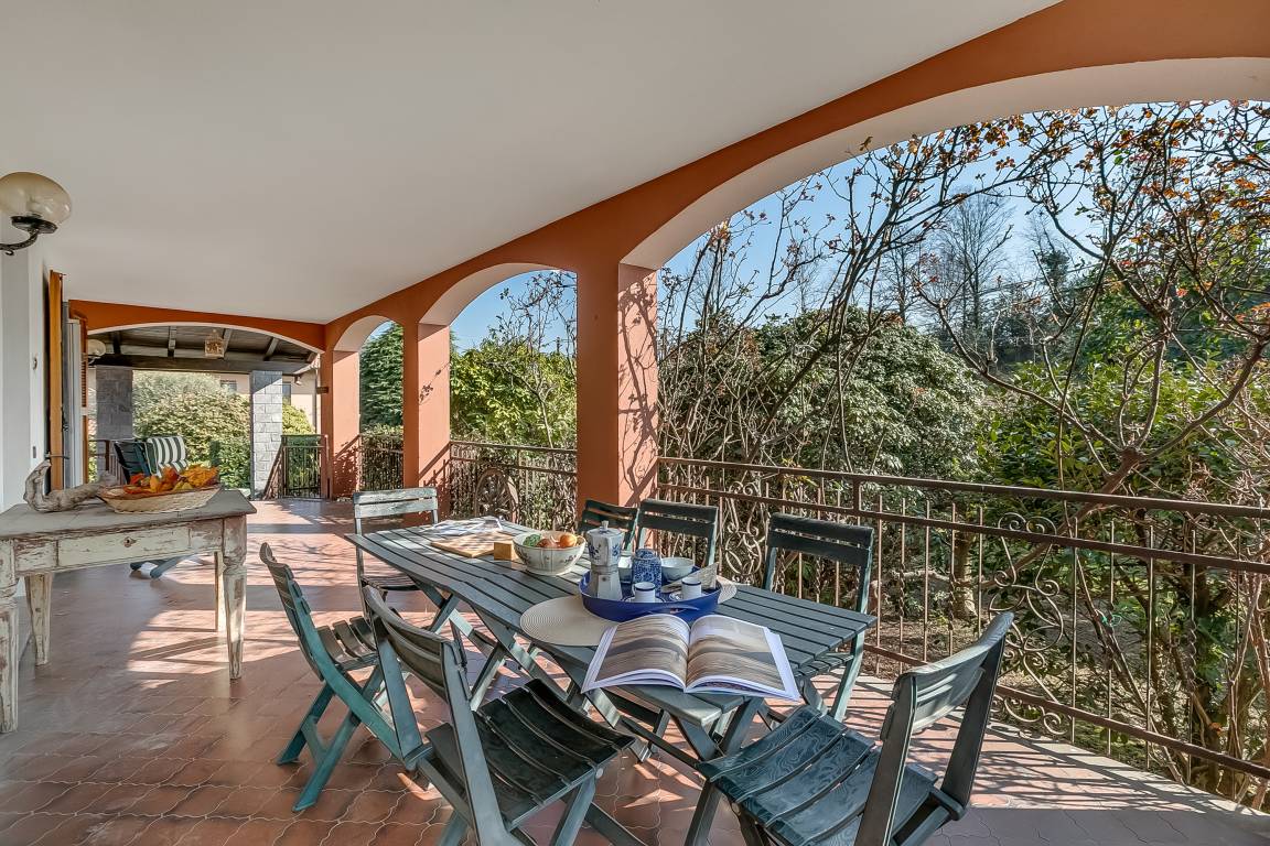 240 M² Villa ∙ 5 Bedrooms ∙ 10 Guests - Lake Maggiore