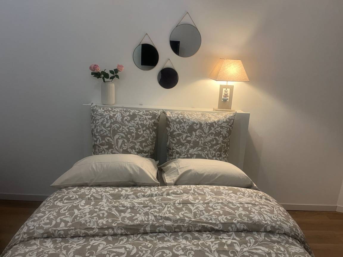 95 M² Apartamento ∙ 3 Habitaciones ∙ 7 Huéspedes - Carros