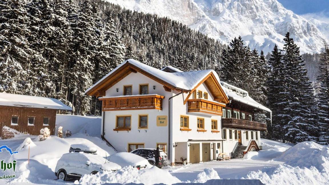 Apartment ∙ 2 Bedrooms ∙ 4 Guests - Hallstatt