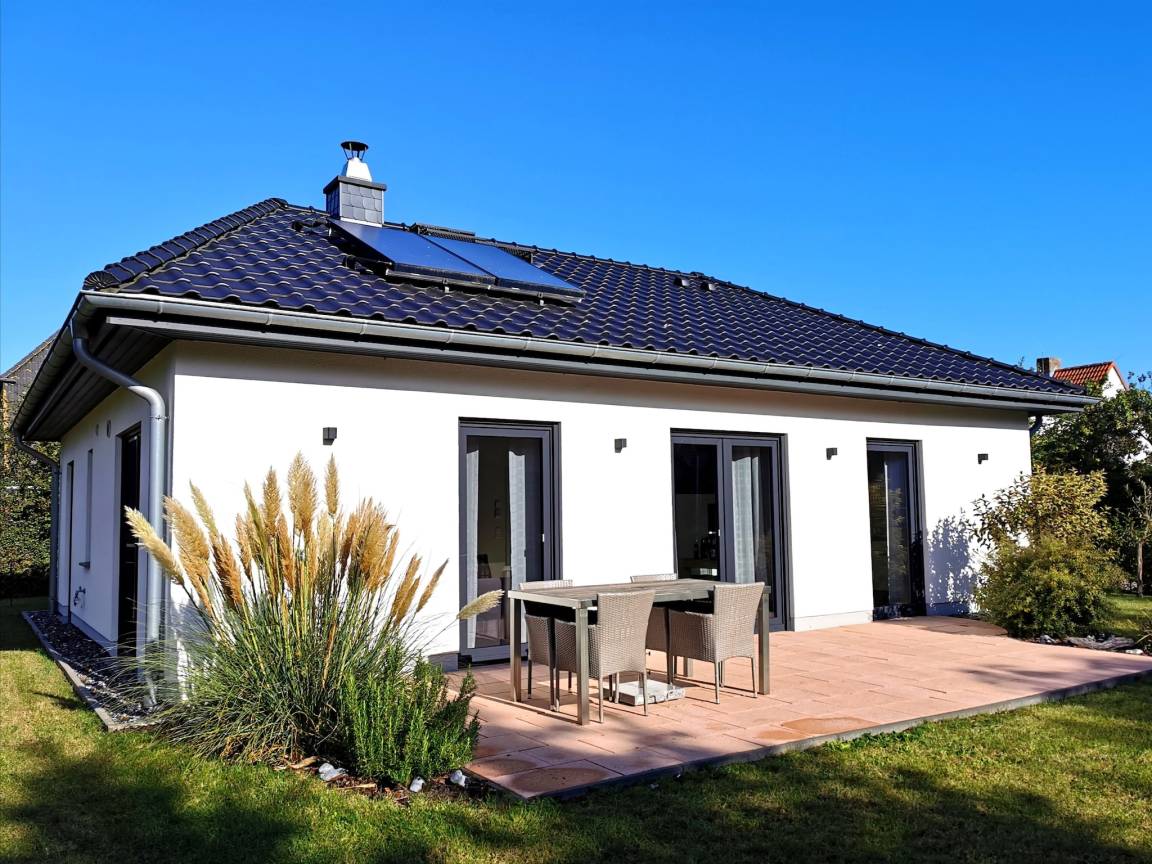 92 M² Ferienhaus ∙ 2 Schlafzimmer ∙ 4 Gäste - Hiddensee