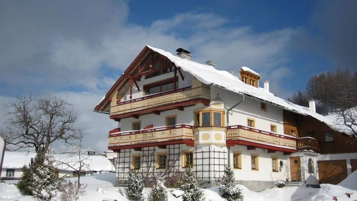 84 M² Appartement ∙ 2 Chambres ∙ 5 Personnes - Telfs