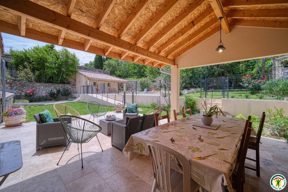 130 M² Gîte ∙ 3 Chambres ∙ 9 Personnes - Mirmande