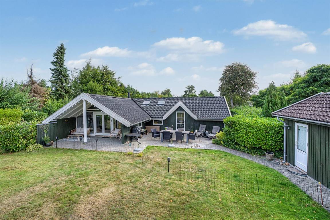 97 m&sup2; Ferienhaus 4 Schlafzimmer 6 G&auml;ste