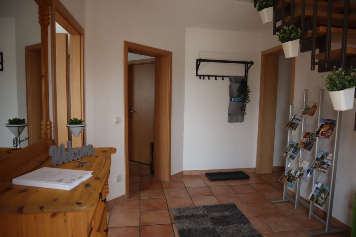 70 m² Ferienwohnung ∙ 1 Schlafzimmer ∙ 4 Gäste – Bild 4