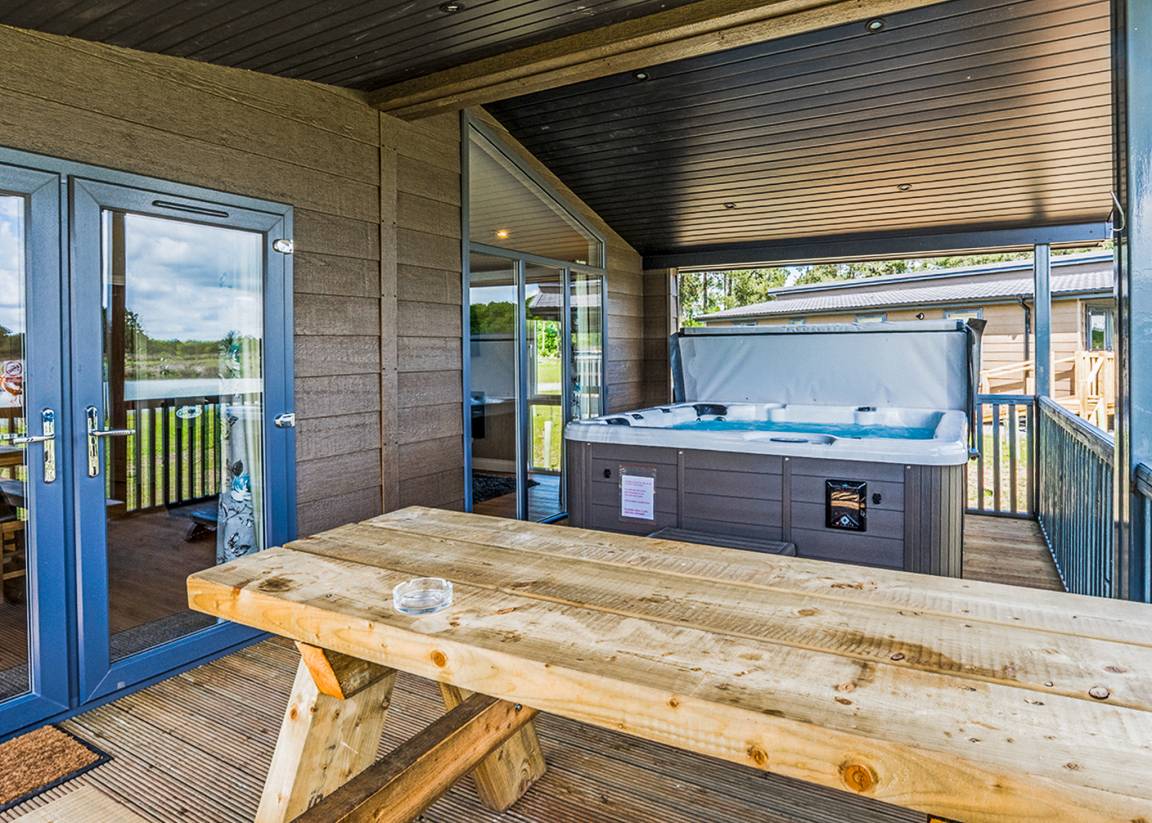 Chalet ∙ 2 Bedrooms ∙ 4 Guests - Lincolnshire