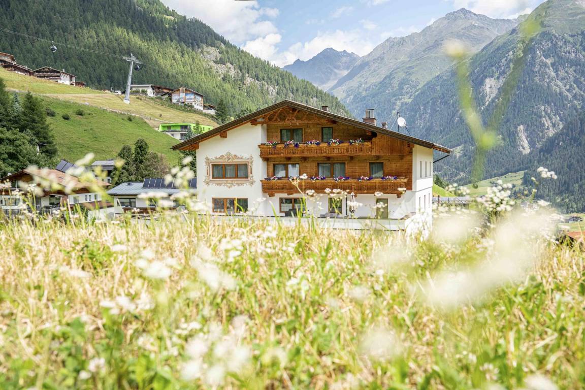 52 M² Appartement ∙ 2 Slaapkamers ∙ 4 Gasten - Sölden