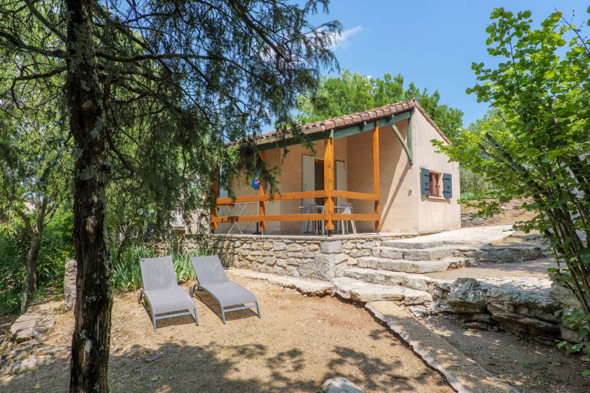 45 M² Cottage ∙ 2 Chambres ∙ 4 Personnes - Joyeuse