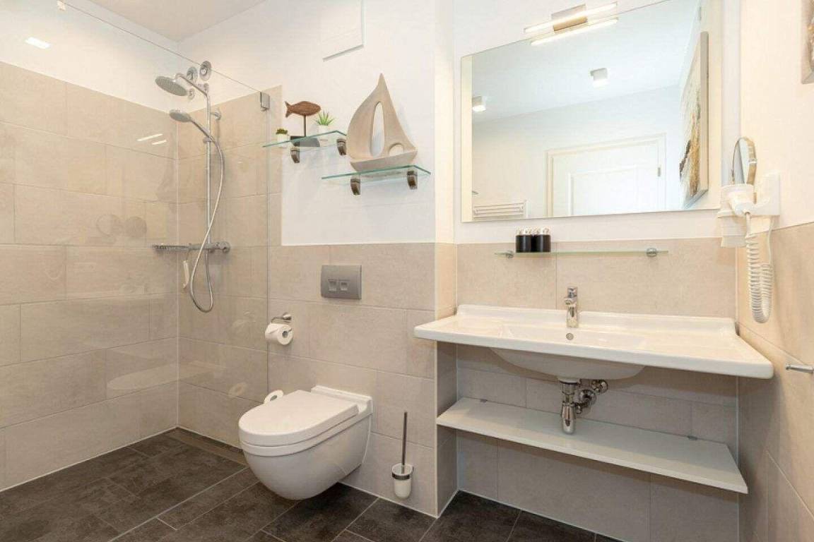 99 m² Ferienwohnung ∙ 2 Schlafzimmer ∙ 6 Gäste – Bild 4