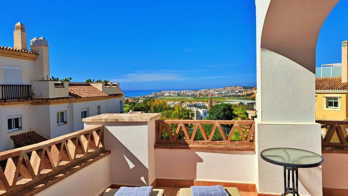 85 M² Apartamento ∙ 2 Habitaciones ∙ 4 Huéspedes - Torre del Mar