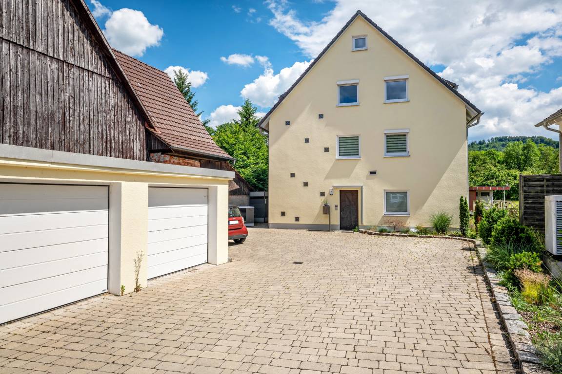 72 M² Apartment ∙ 2 Bedrooms ∙ 4 Guests - Schwäbisch Hall