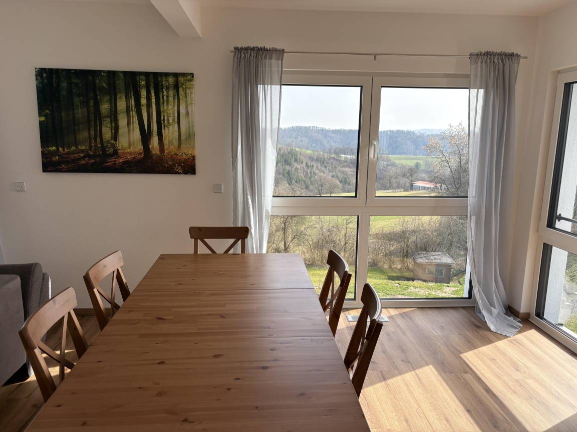 73 M² Ferienwohnung ∙ 2 Schlafzimmer ∙ 5 Gäste - Morsbach