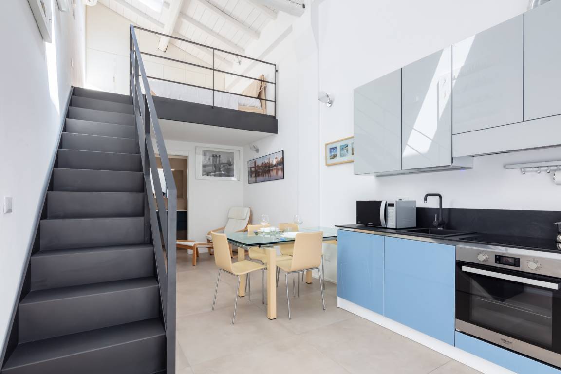 42 M² Apartamento ∙ 1 Habitación ∙ 4 Huéspedes - Bolonia