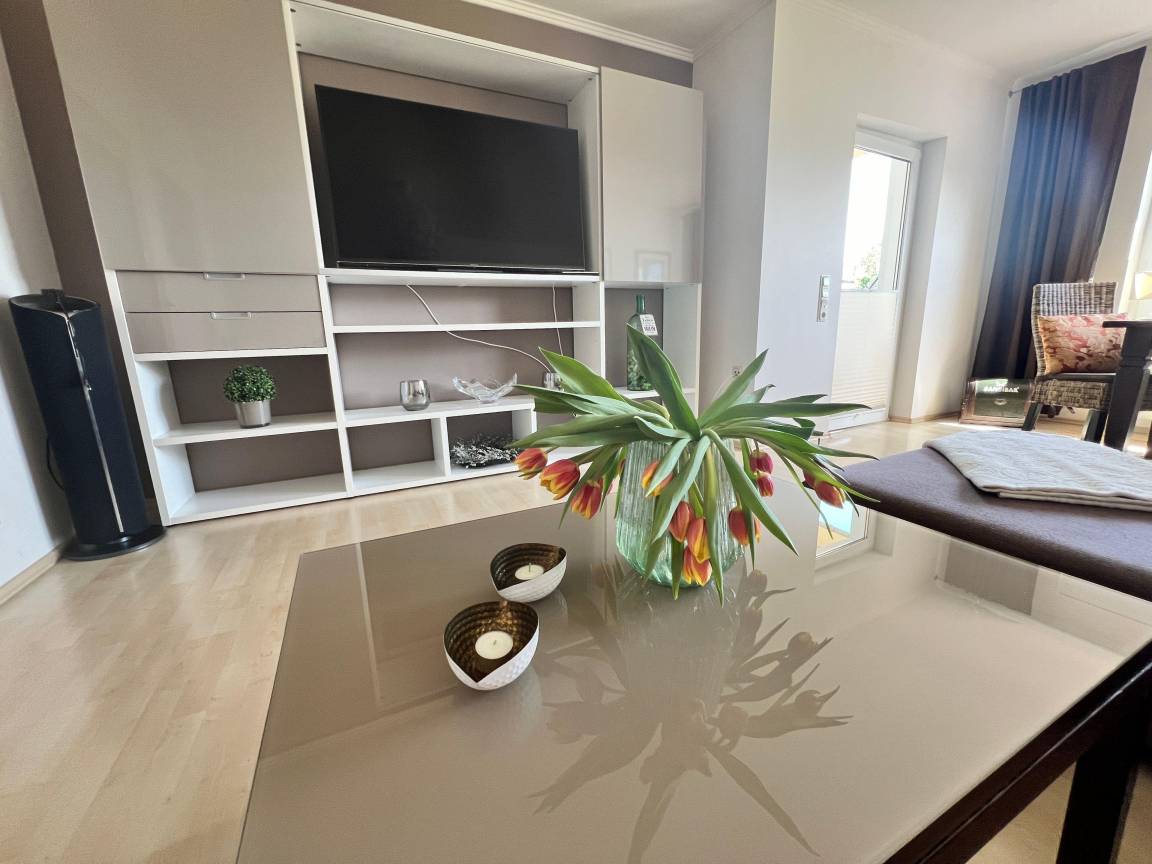 70 m² Ferienwohnung ∙ 1 Schlafzimmer ∙ 2 Gäste – Bild 9