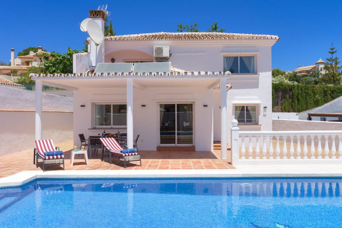Villa ∙ 3 Habitaciones ∙ 6 Huéspedes - Mijas