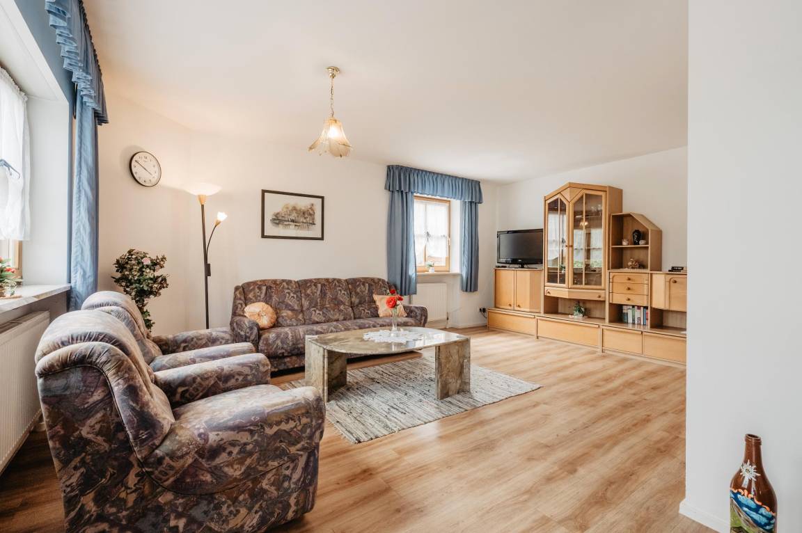 63 M² Ferienwohnung ∙ 1 Schlafzimmer ∙ 3 Gäste - Abensberg