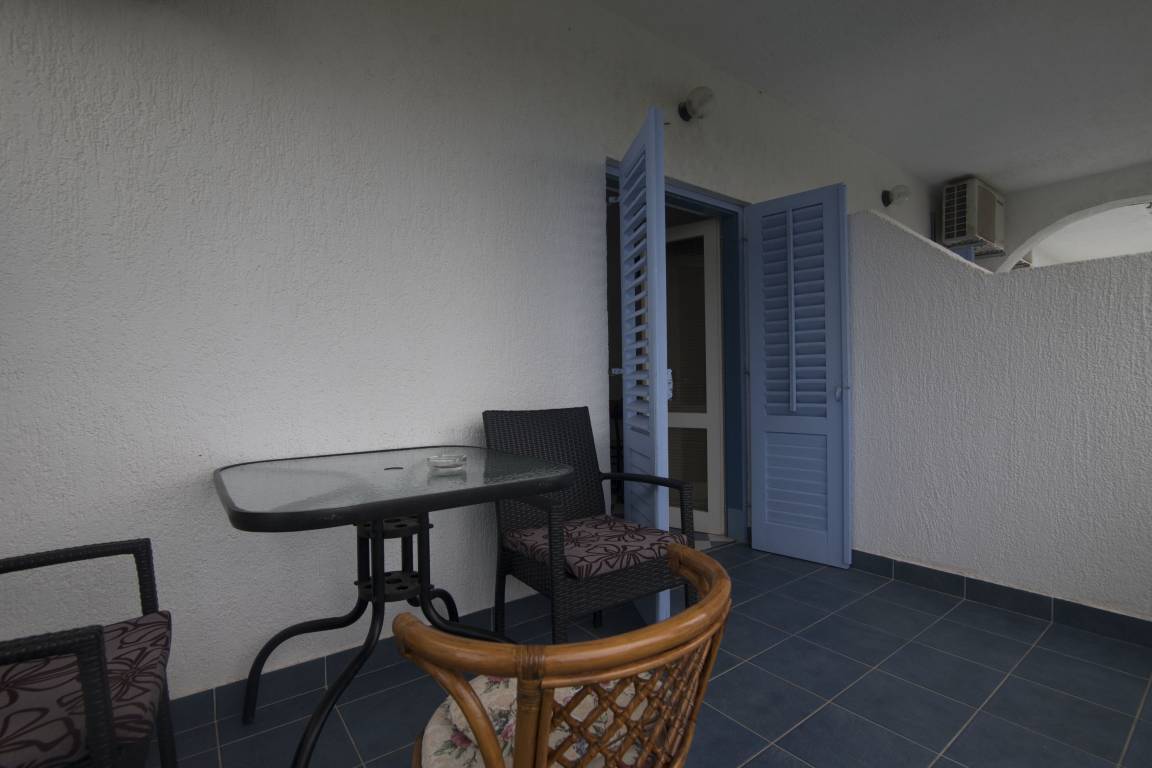18 M² Apartment ∙ 3 Guests - Drvenik