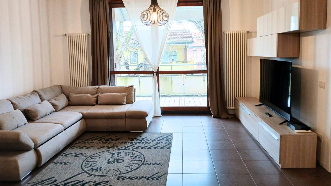 110 M² Huoneisto ∙ 2 Makuuhuonetta ∙ 6 Vierasta - Cesena