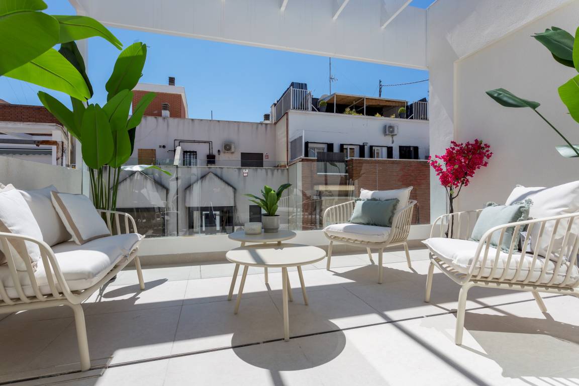 82 M² Apartamento ∙ 2 Habitaciones ∙ 4 Huéspedes - Alcobendas