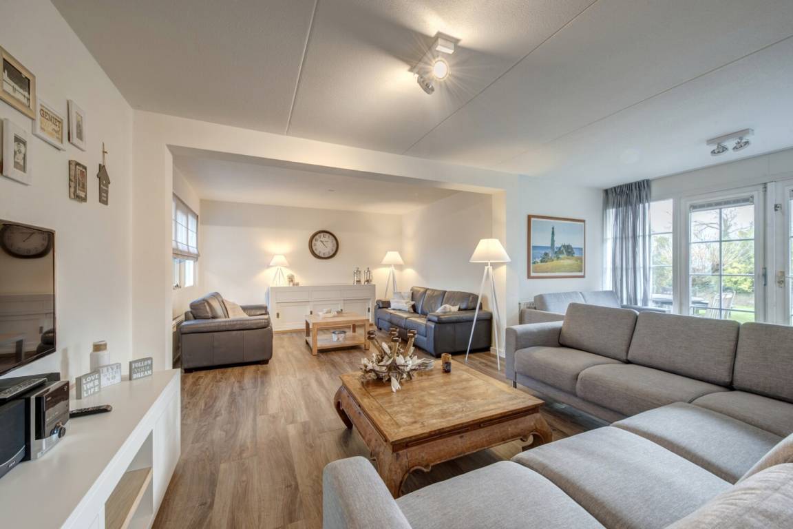 Bungalow ∙ 4 Bedrooms ∙ 8 Guests - Domburg