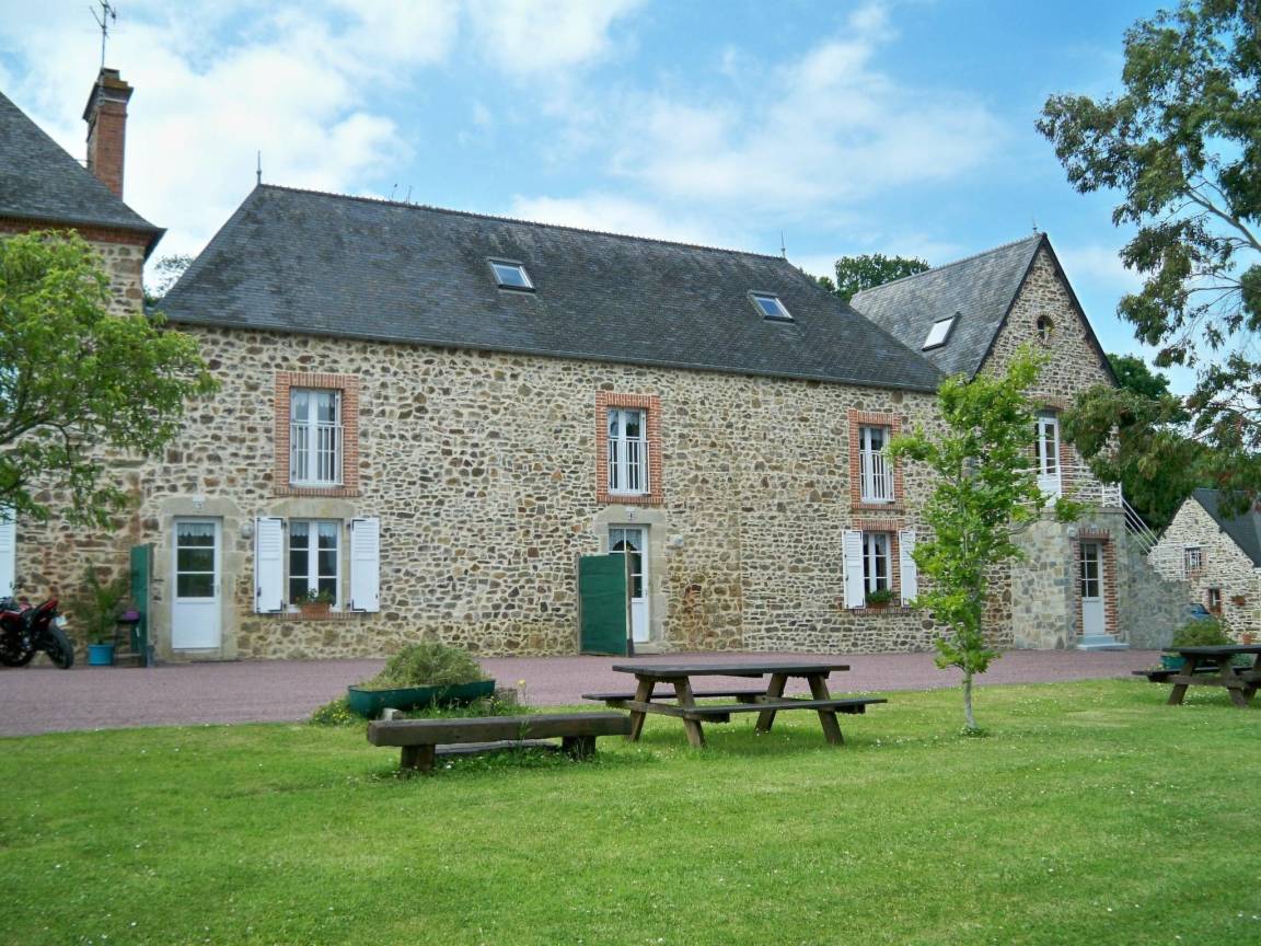 110 M² Maison De Vacances ∙ 4 Chambres ∙ 6 Personnes - Saint-Vaast-la-Hougue